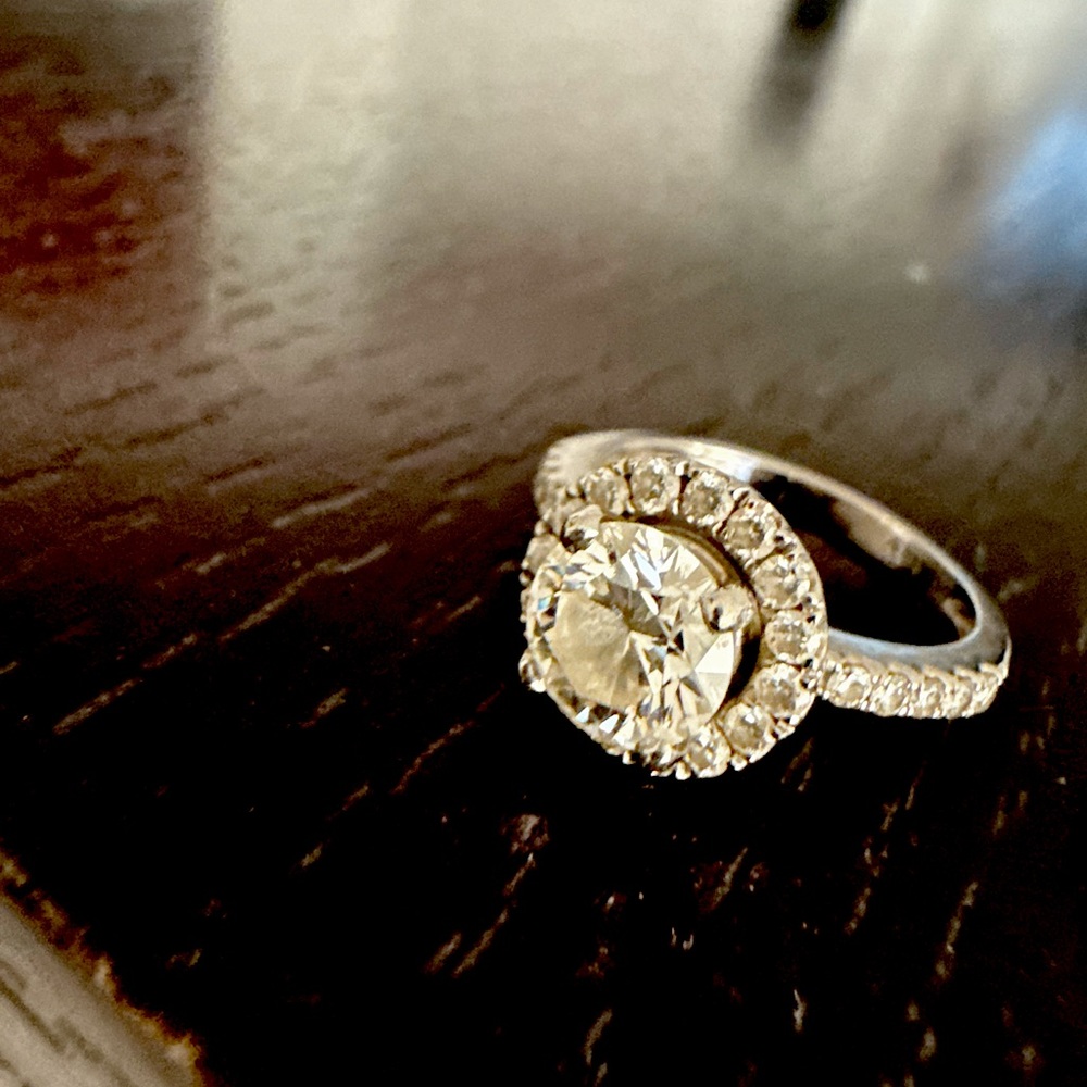 Elegant Silver Diamond Ring